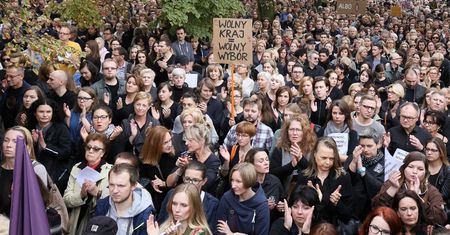 Manifest na Czarny Protest: Polska nie zasługuje na matki
