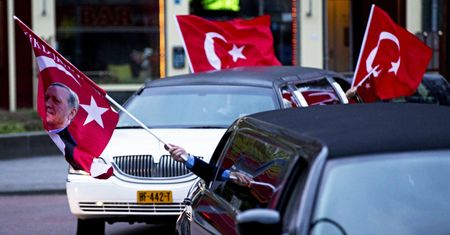 Komisja Europejska zaapelowała do Turcji o rozwagę