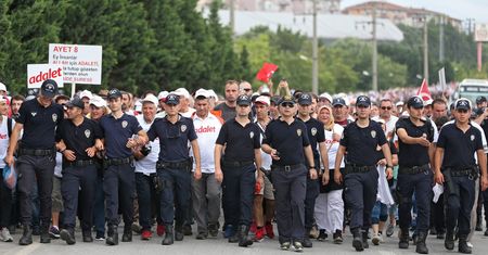 Turcja: udaremniono zamach terrorystyczny na marsz opozycji