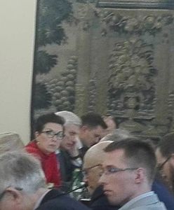 Gasiuk mówi o piekle kobiet, a posłowie się śmieją. "Jakby chlusnęli nam szambem w twarz"