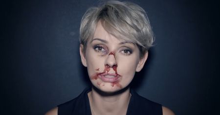 "Pobita" Gardias we wstrząsającym wideo. Zgodziła się na to z jednego powodu