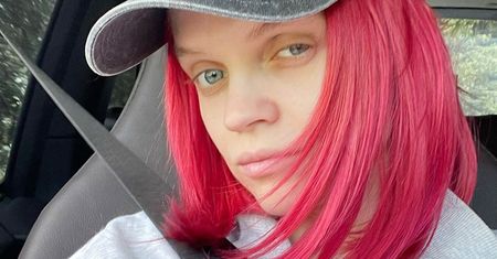 Margaret w odważnym wyznaniu: „Zostałam zgwałcona. Jako dziesięcioletnia dziewczynka”. Po latach opowiedziała o swojej traumie