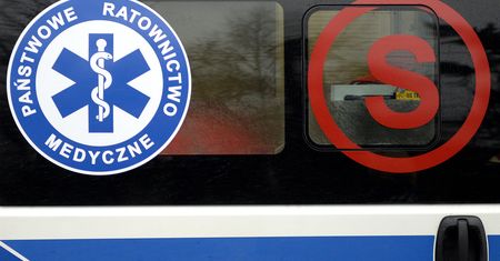 Półtoraroczny chłopiec wypadł z okna na drugim piętrze