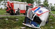 Mazowieckie: Osobówka wjechała w karetkę. Są ranni