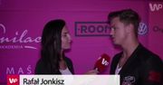 Rafał Jonkisz zarabia wystarczająco, aby się utrzymać i pomóc mamie