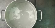 Co oznacza piana na wodzie w czasie gotowania zupy?