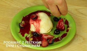Miodowa ricotta z owocami leśnymi