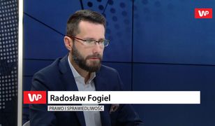 Rzecznik PiS Radosław Fogiel strofuje Witolda Waszczykowskiego. Poszło o komentarz do wpisu Beaty Szydło