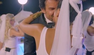 Namiętny pocałunek Amiry i Toma z "40 kontra 20" na oczach rywalek. "Trochę się czułam zażenowana"