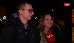 Sylwester 2022. Turyści o kolejkach do knajp w Zakopanem: "Tragedii nie ma"