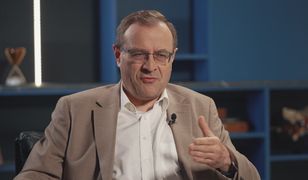 Prof. Dudek pochwalił Nawrockiego. Chodzi o radzieckie pomniki