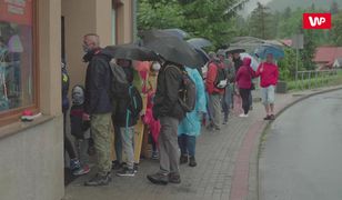 Najazd turystów na Karpacz. O koronawirusie większość z nich zapomniała
