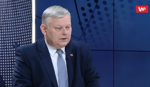 "Nie pozwolę sobie, by ktoś mnie szargał". Marek Suski o zabraniu tablicy