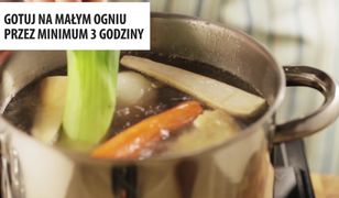 Drobiowy rosół w najprostszym przepisie. Sekret to czas gotowania