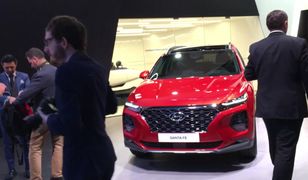 Nowy Hyundai Santa Fe będzie dostępny w wersjach pięcio- i siedmiosobowej. Zobacz, jakie silniki trafią pod maskę