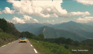 #dziejesiewmoto: czołówka z rozpędzoną ciężarówką i przelot przez skrzyżowanie pełnym ogniem