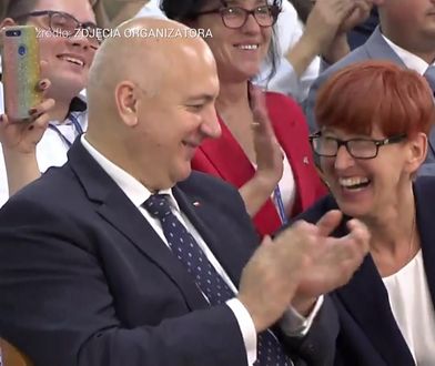 Zielona Góra. Jarosław Kaczyński żartuje na konwencji