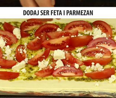 Zapiekanka z pomidorami i fetą. Szybki obiad w greckim stylu