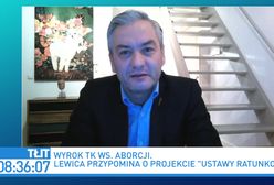 "Degeneracja i dno". Robert Biedroń o pasku TVP