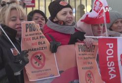 Protest kupców z Marywilskiej 44. Okrzyki "precz z wyzyskiem" przed ratuszem