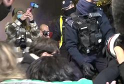 Strajk Kobiet. Protest przed MEN. Policja interweniuje