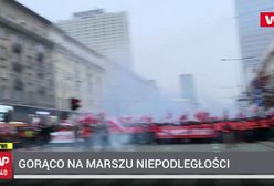Marsz Niepodległości. Narodowcy przerwali kordon straży. Policjanci zaatakowani racami