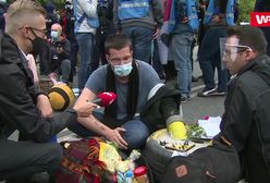 Warszawa. Aktywiści z Extinction Rebellion zablokowali miasto. Policja wynosiła ludzi z ulic