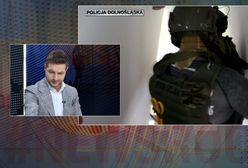 "Niehumanitarne zachowanie policji". Patryk Jaki krytykuje Adama Bodnara