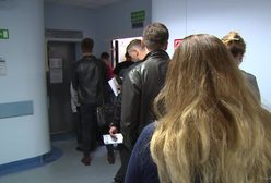 Urzędy przeżywają oblężenie. Ludzie stoją w kilkunastometrowych kolejkach