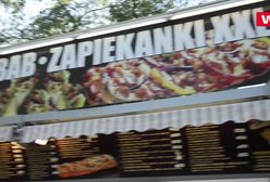 Jedzenie tak obrzydliwe, że aż mdli. Tym trują się turyści nad morzem