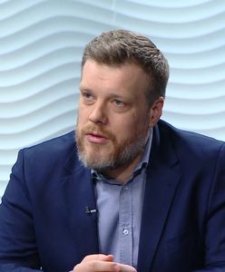 "Ciągle prokuratura boi się wejść do kurii". Adrian Zandberg ostro o relacji państwo - Kościół