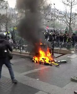Paryż znów płonie. "Żółte kamizelki" wróciły na ulice