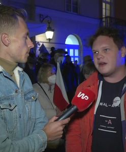 Siostrzeniec Morawieckiego na manifestacji Donalda Tuska. "Powinniśmy walczyć o normalność"