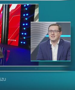 Tarczyński z deską na scenie. "Naczelny hejter PiS"