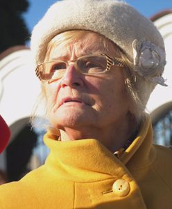 "Ceny chyba z księżyca". Polacy narzekają na drożyznę na cmentarzach