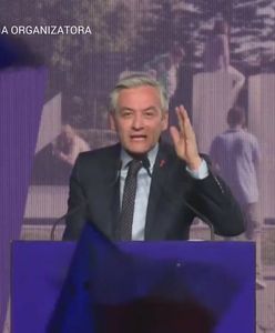 "Kaczyński nie jeździł na rowerze". Robert Biedroń na konwencji Wiosny