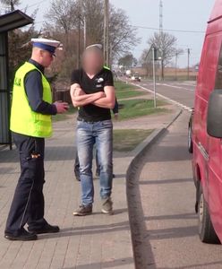 Policjanci zatrzymali busa w opłakanym stanie. Kierowca nim jechał, bo szef mu kazał