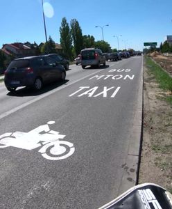 Nowe przywileje kierowców w Warszawie. Sprawdziliśmy je w praktyce