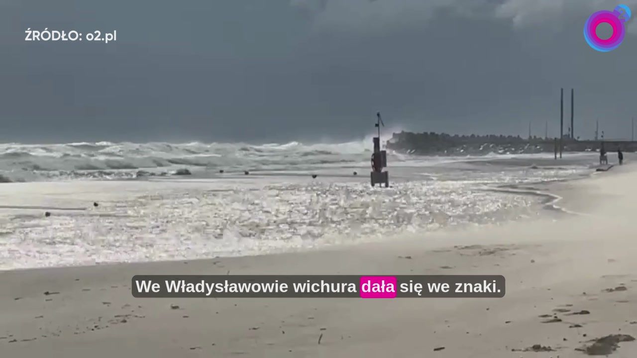 Wichura we Władysławowie. Budka ratowników w morzu. Mamy nagranie