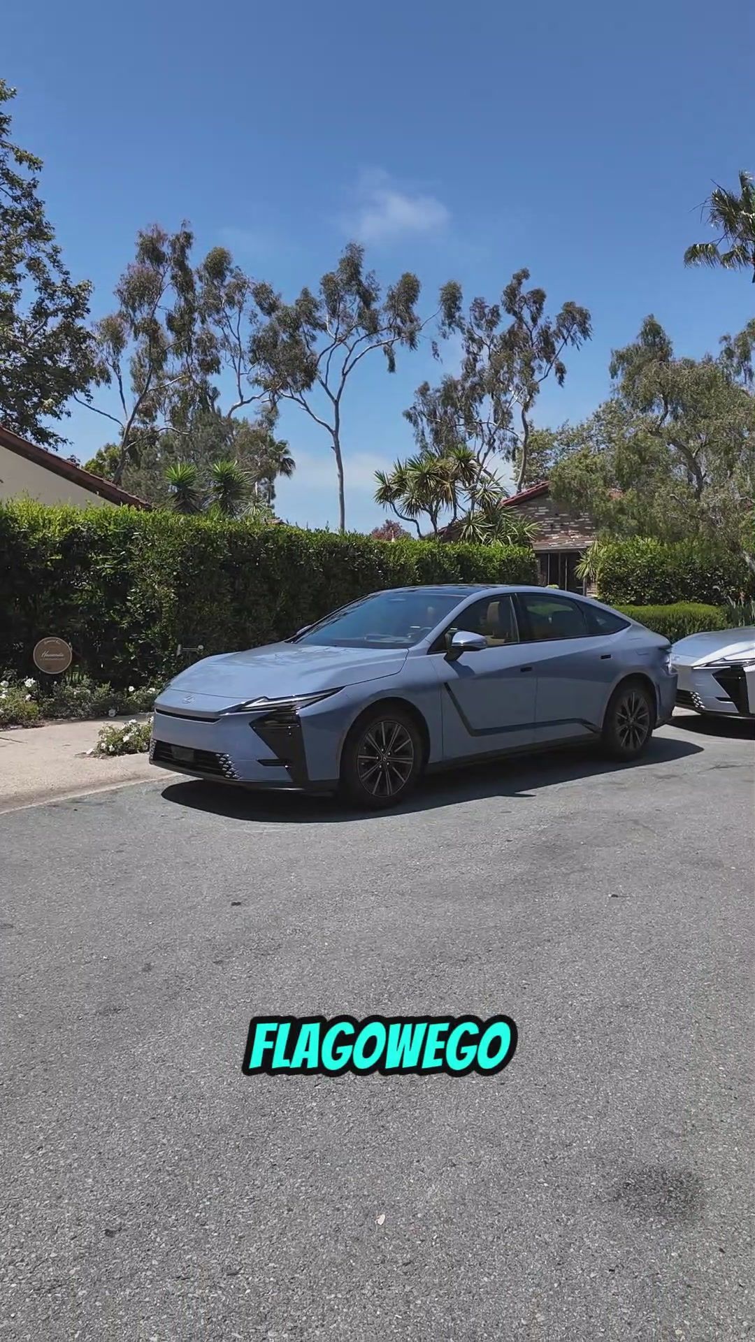Wideo: nowy Lexus ES. Hybryda ORAZ elekryk!
