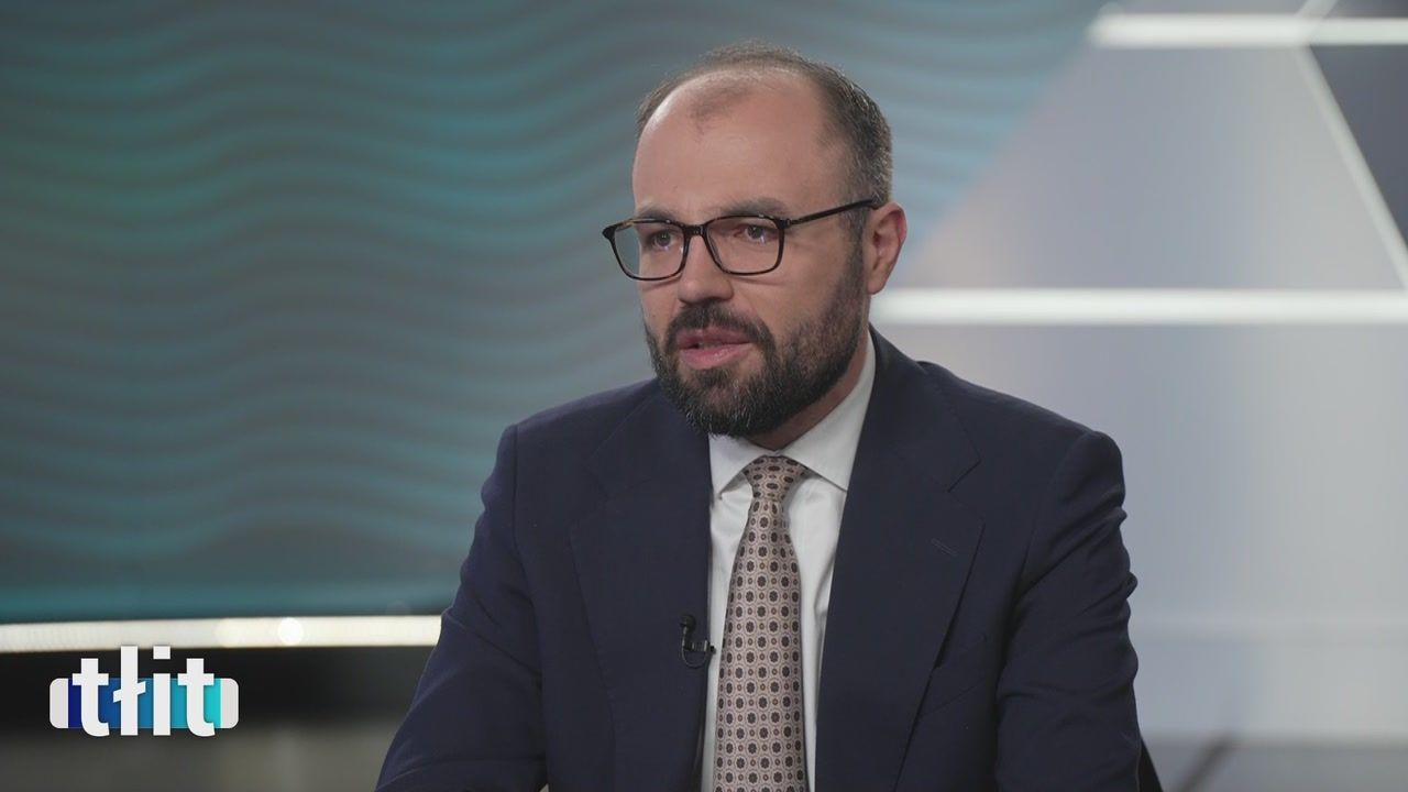 Tłit - Krzysztof Szczucki