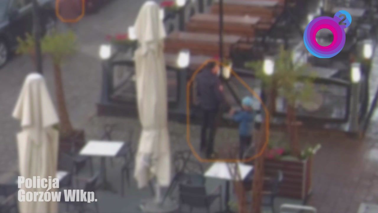 Fajerwerki eksplodowały między ludźmi. Policja pokazała nagranie