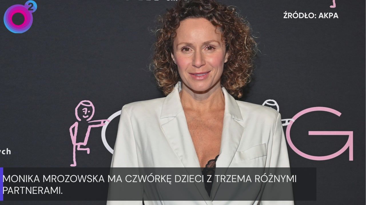 Monika Mrozowska jest matką czwórki dzieci. Ma je z trzema partnerami
