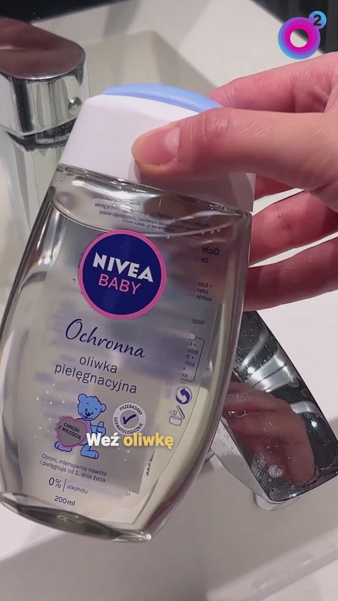 Weź oliwkę dla dzieci i zrób to z kranem. Efekt zaskakuje