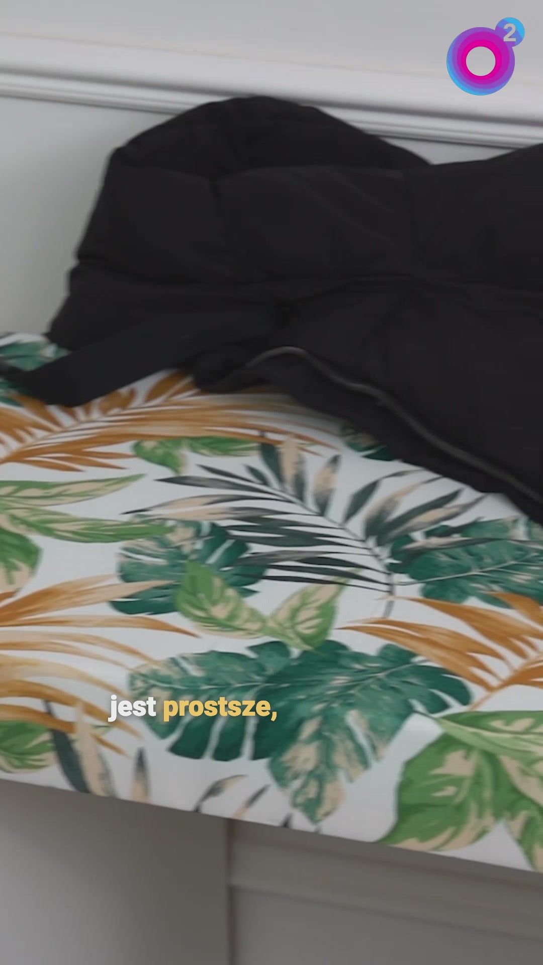 Ta ławka wygląda jak designerski mebel. Zrobisz ją tanio i sam