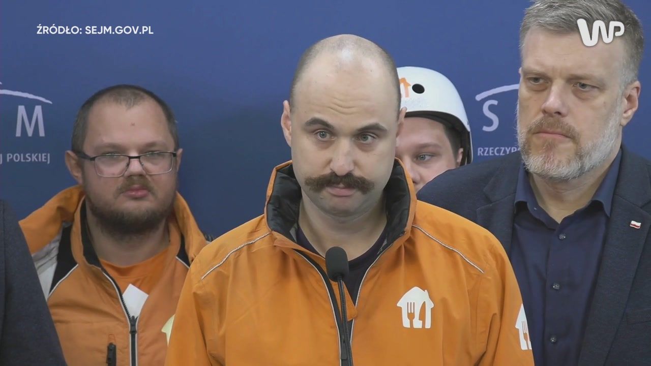 "Katastrofa dla wielu tysięcy osób". Kurier o decyzji Pyszne.pl