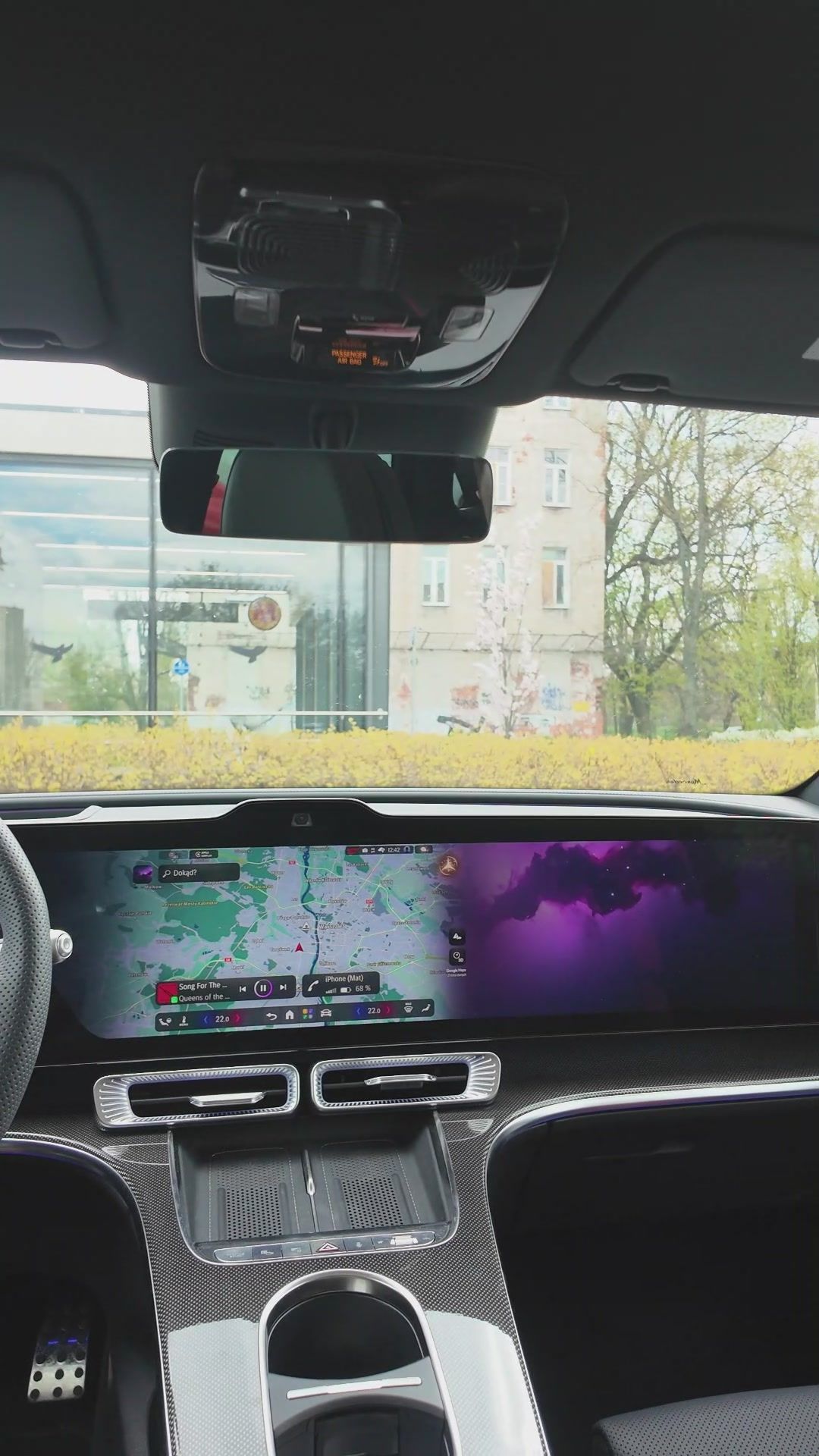 Hyperscreen w nowym Mercedesie GLC - tak prezentuje się ekran o szerokości niemal 1 metra