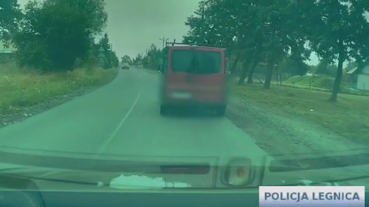 Ledwie trafiał w pas. Miał ponad 3 promile