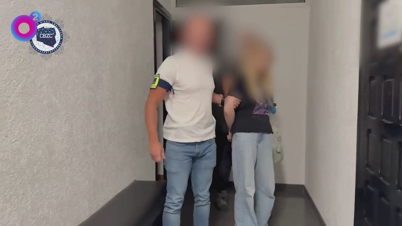 150 tys. zł strat i dziesiątki poszkodowanych. 35-latka w areszcie. Jest nagranie policji