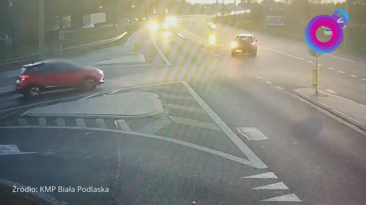 Wypadek w Białej Podlaskiej. Ciężarówka uderzyła w samochód osobowy